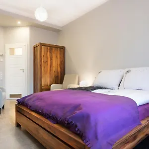 https://mikolajska-residence.krakowhotelspoland.com